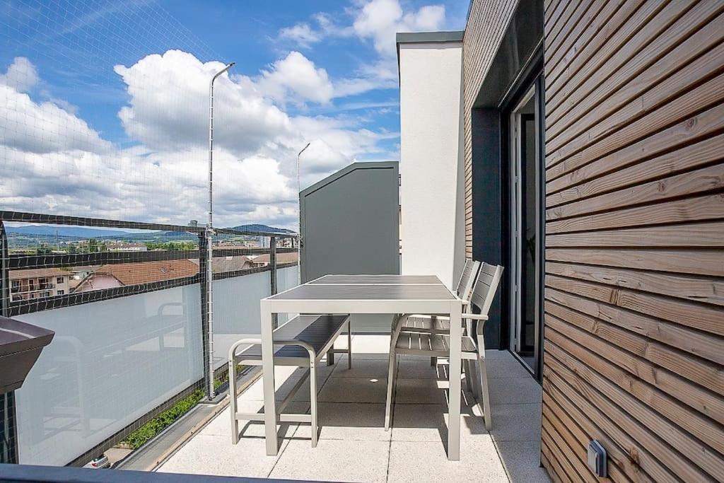 Le Nid Des Romains - T2 Neuf - Balcon - Vue Анси Экстерьер фото